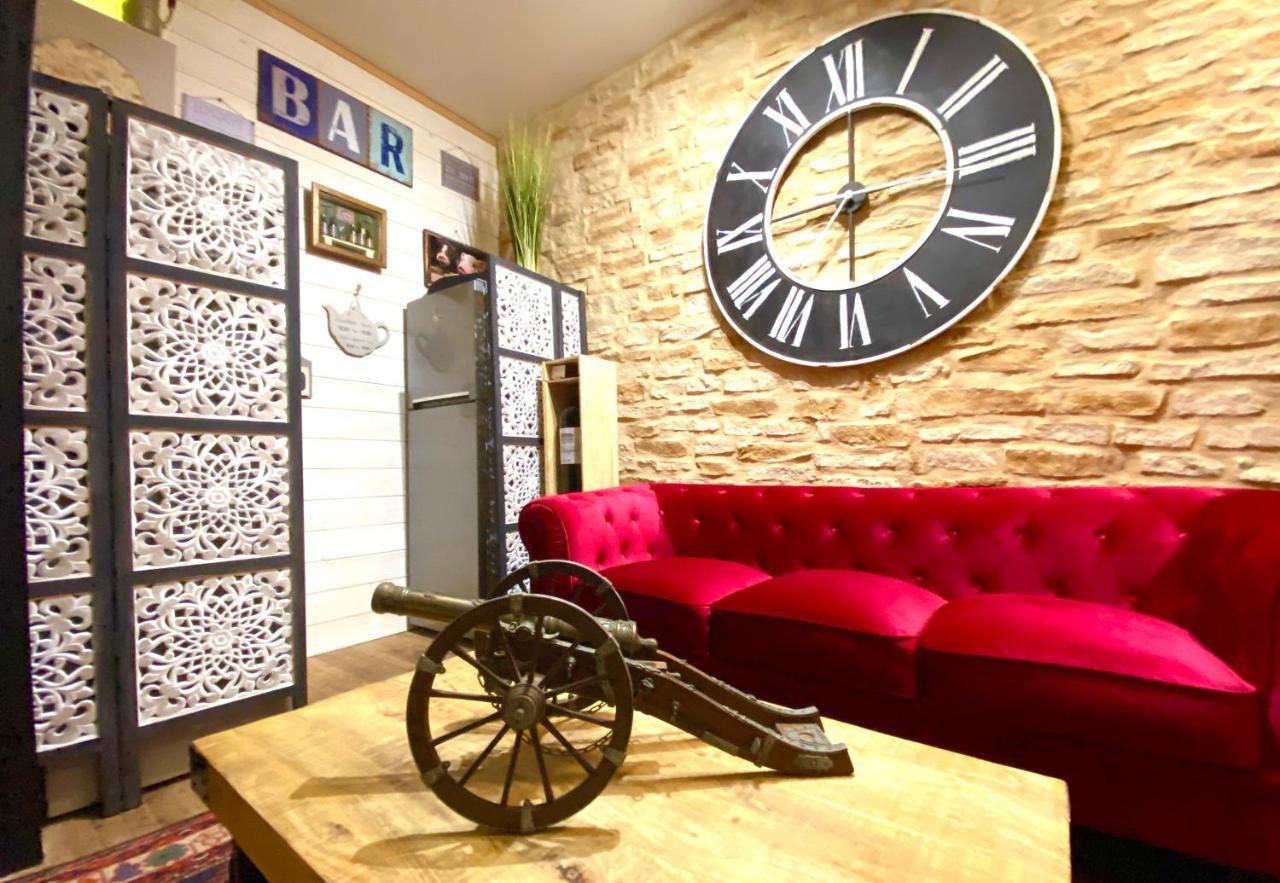 Ô Clair de Lune chambres d'hôtes climatisées à Sarlat - parking privé -piscine chauffée - espace bien-être avec Spa Sarlat-la-Canéda Exterior foto