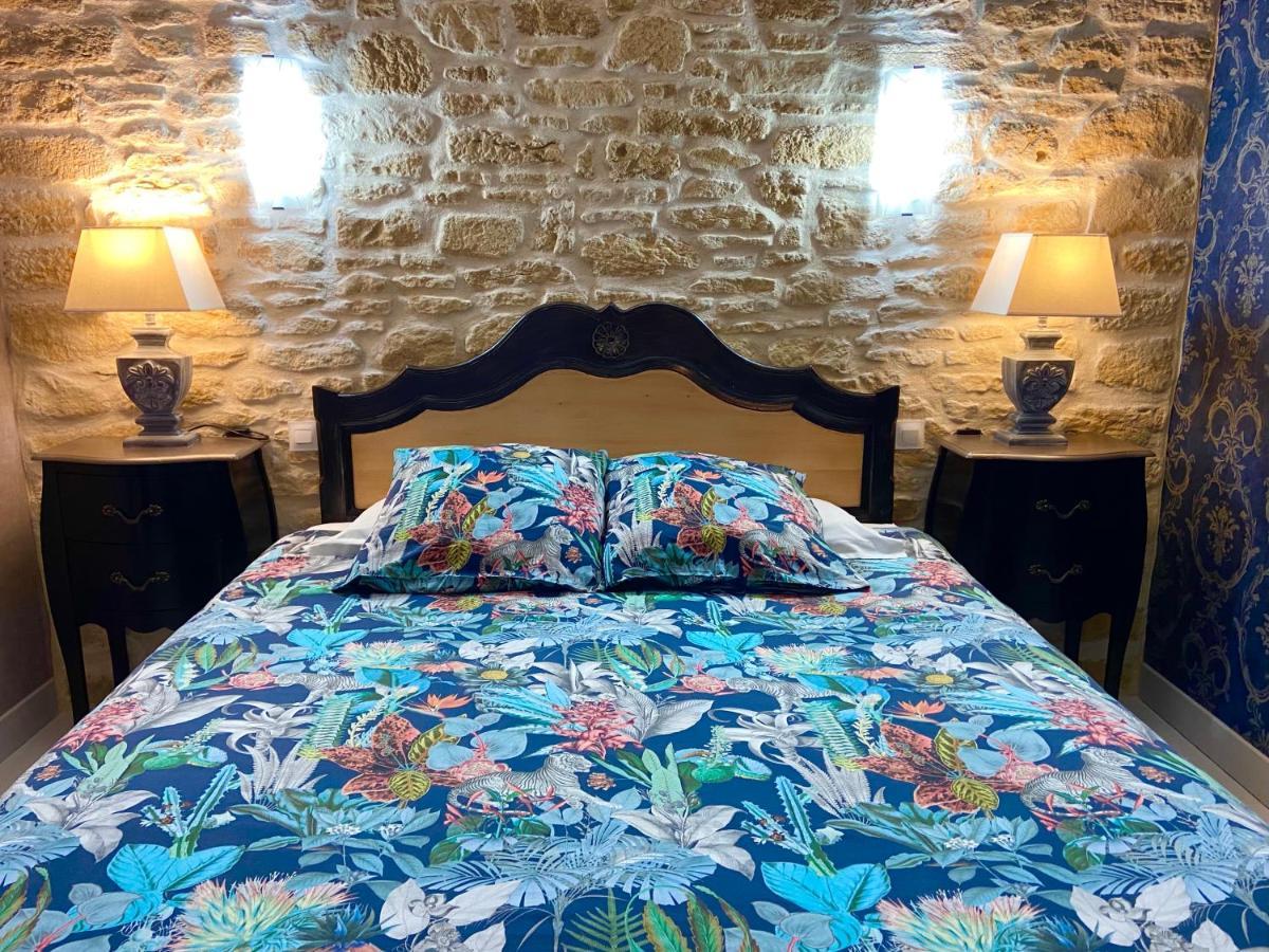 Ô Clair de Lune chambres d'hôtes climatisées à Sarlat - parking privé -piscine chauffée - espace bien-être avec Spa Sarlat-la-Canéda Exterior foto