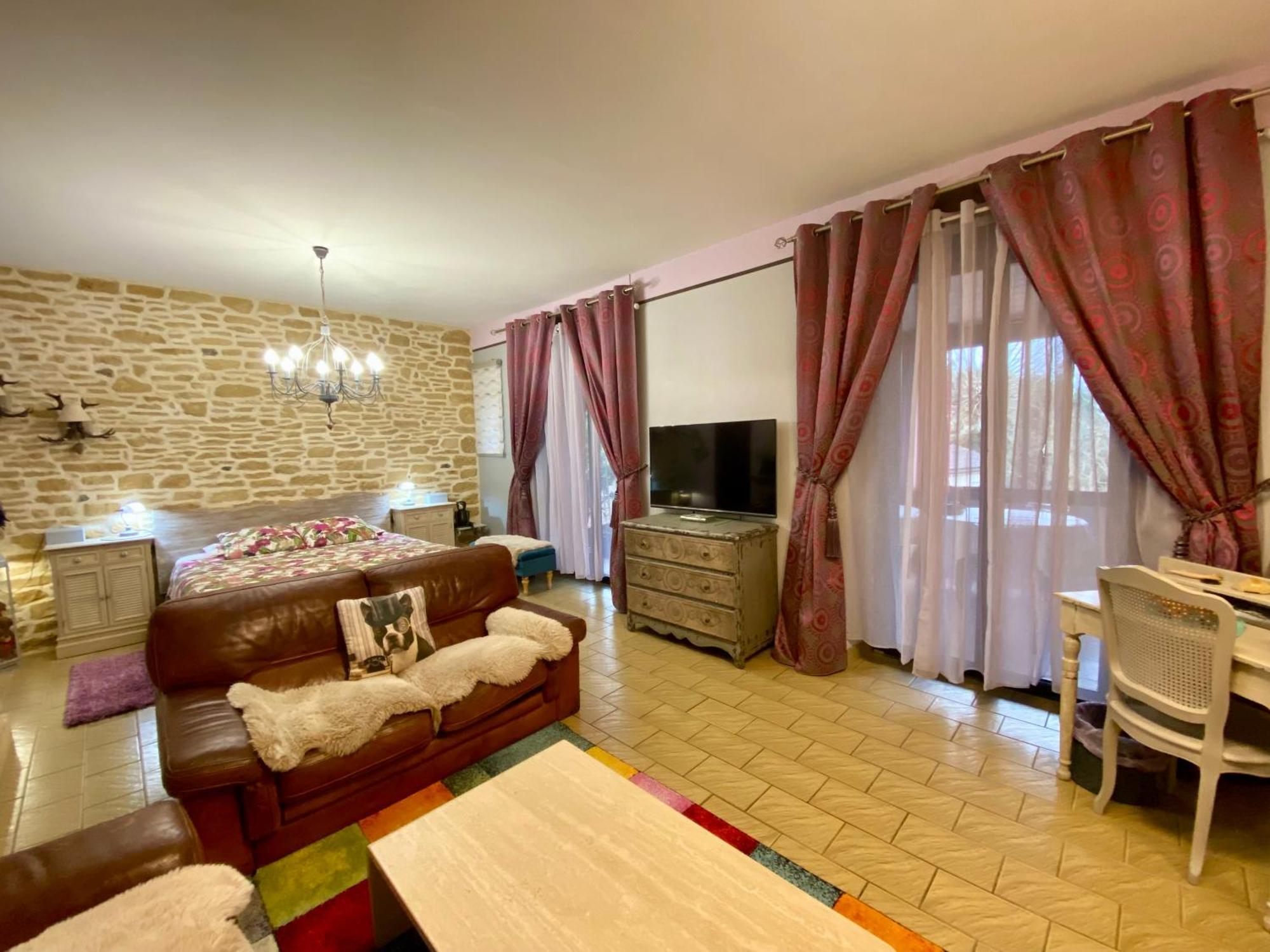 Ô Clair de Lune chambres d'hôtes climatisées à Sarlat - parking privé -piscine chauffée - espace bien-être avec Spa Sarlat-la-Canéda Exterior foto