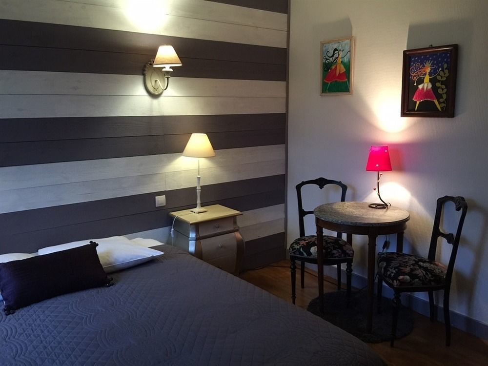 Ô Clair de Lune chambres d'hôtes climatisées à Sarlat - parking privé -piscine chauffée - espace bien-être avec Spa Sarlat-la-Canéda Exterior foto