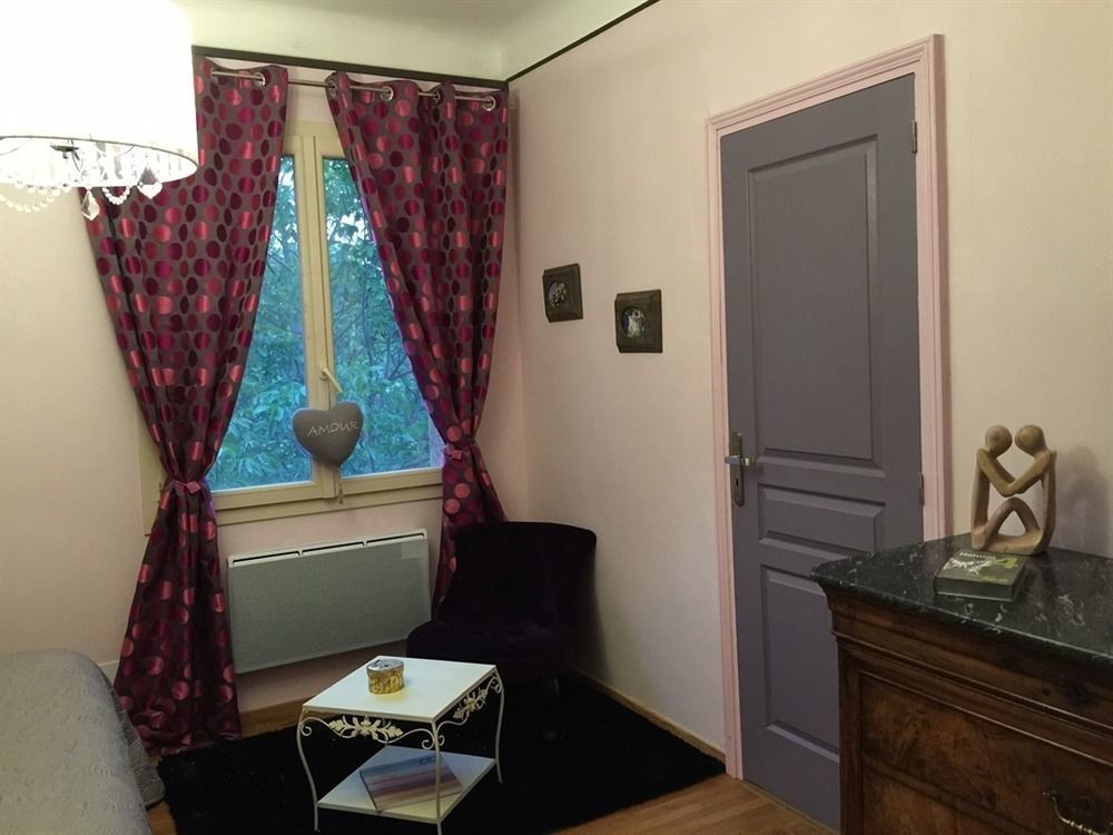 Ô Clair de Lune chambres d'hôtes climatisées à Sarlat - parking privé -piscine chauffée - espace bien-être avec Spa Sarlat-la-Canéda Exterior foto
