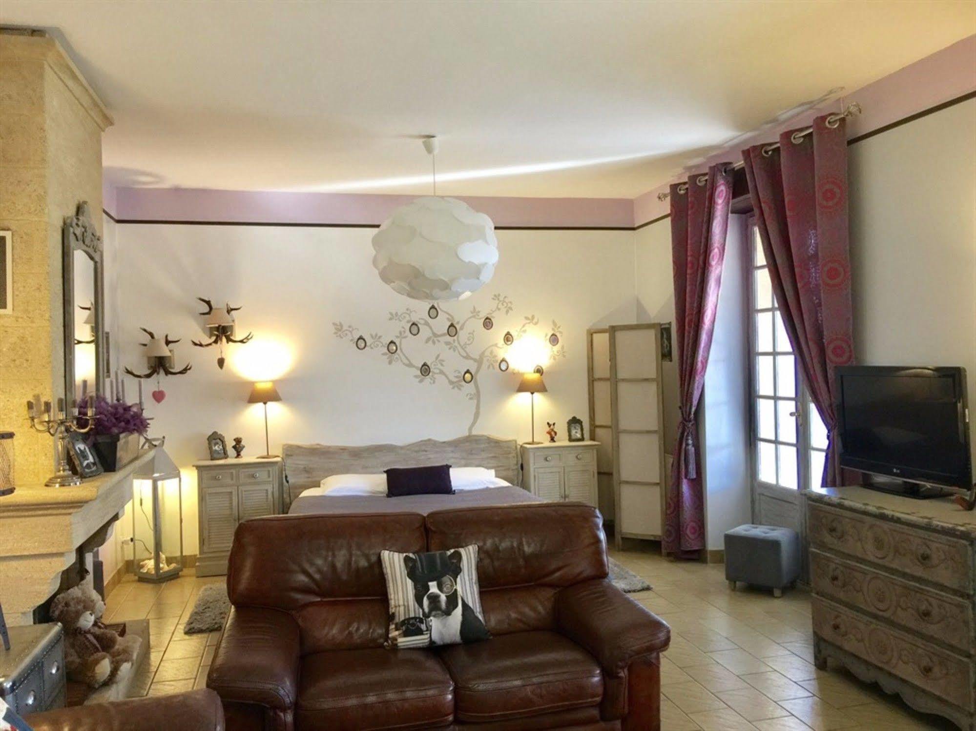 Ô Clair de Lune chambres d'hôtes climatisées à Sarlat - parking privé -piscine chauffée - espace bien-être avec Spa Sarlat-la-Canéda Exterior foto