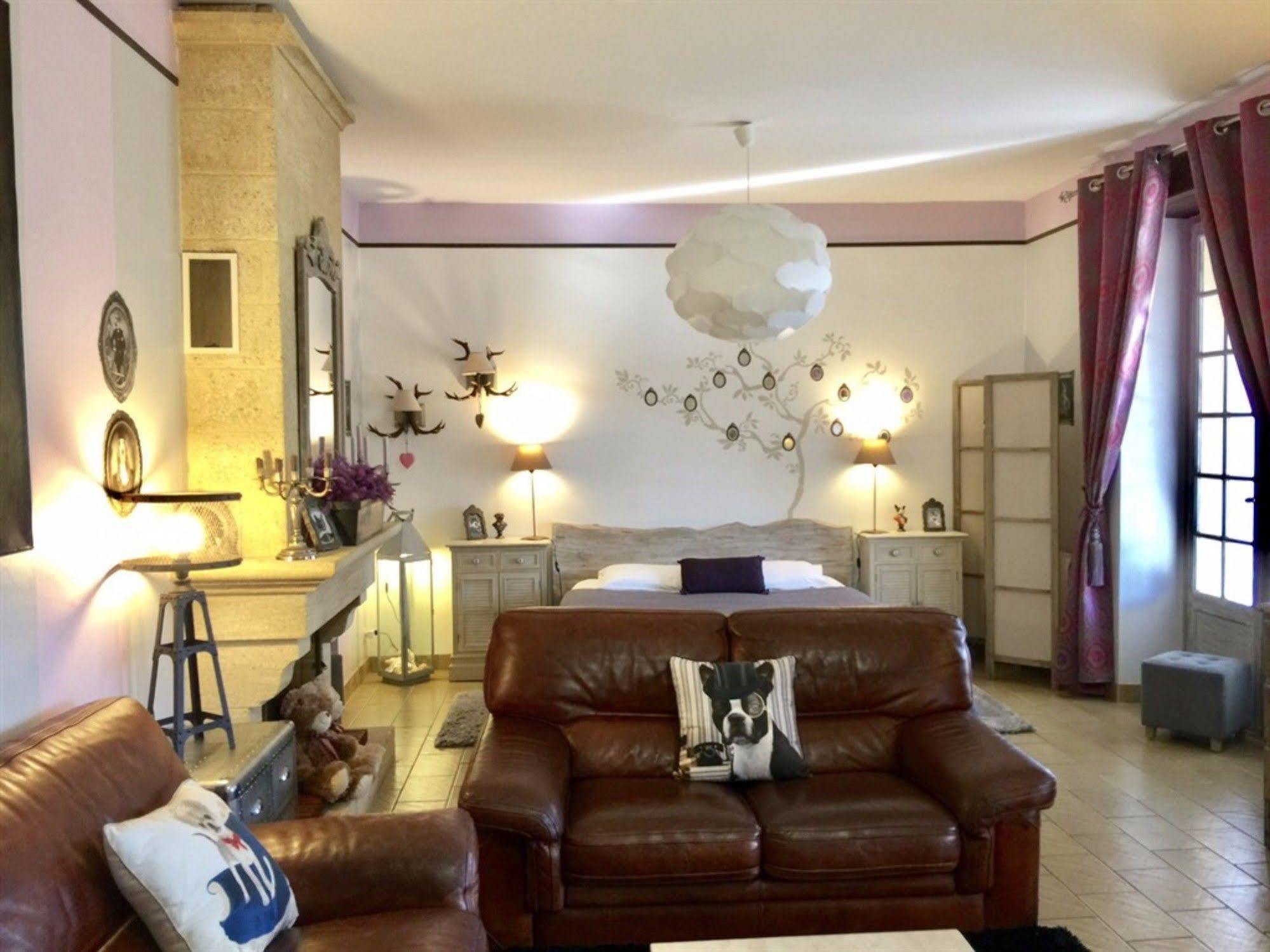 Ô Clair de Lune chambres d'hôtes climatisées à Sarlat - parking privé -piscine chauffée - espace bien-être avec Spa Sarlat-la-Canéda Exterior foto